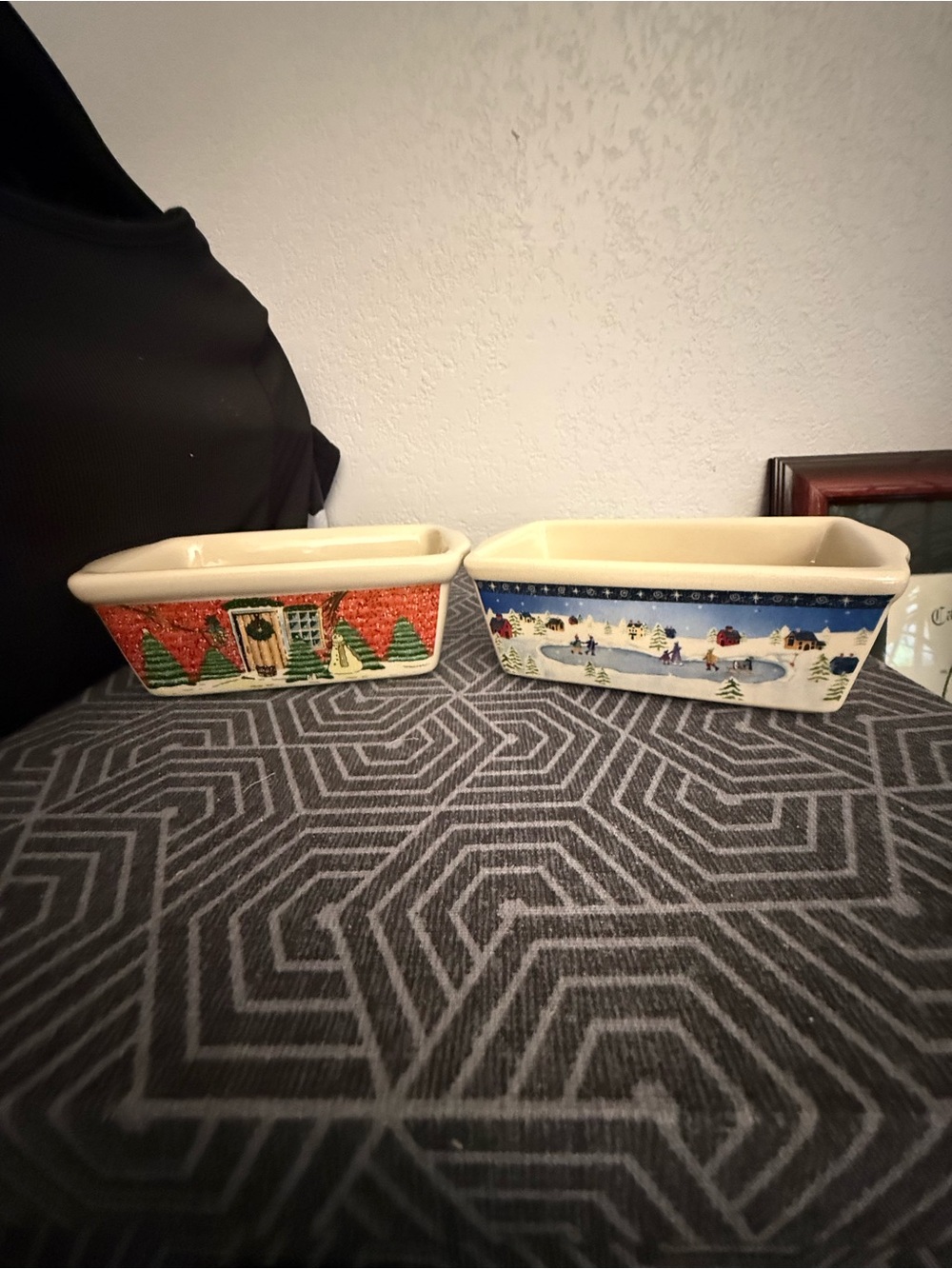 Ceramic Holiday Loaf Pan Set in Red & Blue